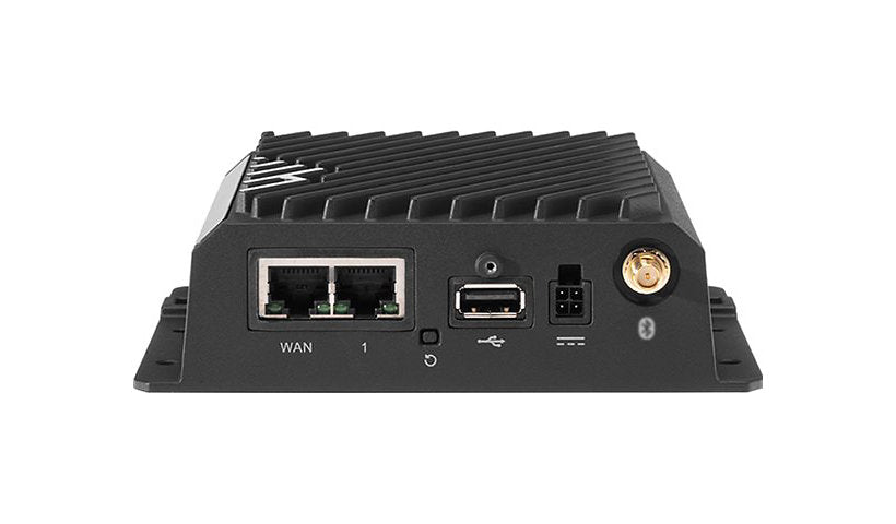 Cradlepoint R920-C7B LTE Wi-Fi 6 Router 1 Yr NetCloud Mobile Ess+Adv MAA1